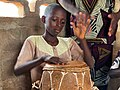 Groupe d'enfants exécutant une danse traditionnelle au Bénin 19