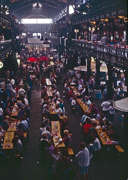 File:Hamburg-Fischmarkt-02-Markthalle-1993-gje.jpg