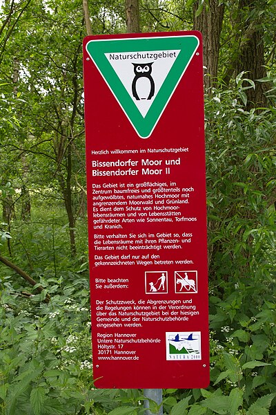 File:Hinweistafel im Bissendorfer Moor bei Wiechendorf (Wedemark) IMG 7278.jpg