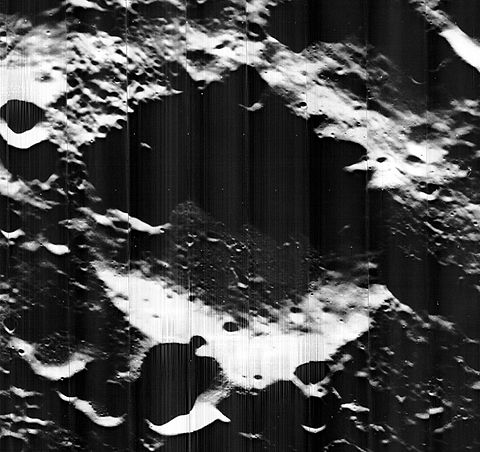 Lunar Orbiter 5 image Hippocrates crater 5029 h3.jpg