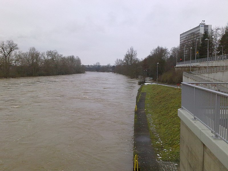 File:Hochwasser Schweinfurt - panoramio (2).jpg