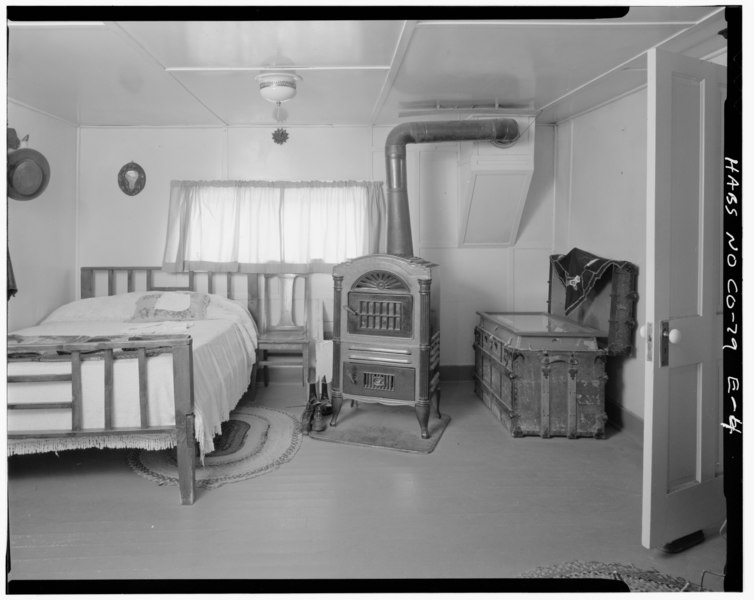 File:Holzwarth Homestead Cabin, interior, bedroom, viewing north. - Holzwarth Trout Lodge, The Holzwarth Homestead Cabin, Trail Ridge Road, Grand Lake, Grand County, CO HABS COLO,25-GRLK.V,1E-4.tif