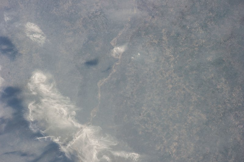 File:ISS038-E-26324 - View of India.jpg