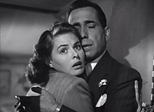 Ingrid Bergman junto Humphrey Bogart en una escena de la película Casablanca (1942). Bergman encarna a Ilsa, antigua amante de Rick Blaine (Bogart) y mujer del héroe de la resistencia Victor Laszlo (Paul Henreid).