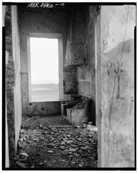 File:Interior view showing spanish stove in kitchen, southeast corner of dwelling - Faro de Punta de Las Figuras, Punta de las Figuras, Las Palmas, Arroyo Municipio, PR HAER PR,16-PALM,1-10.tif