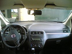 File:Fiat Grande Punto 20090906 front.JPG - Wikipedia