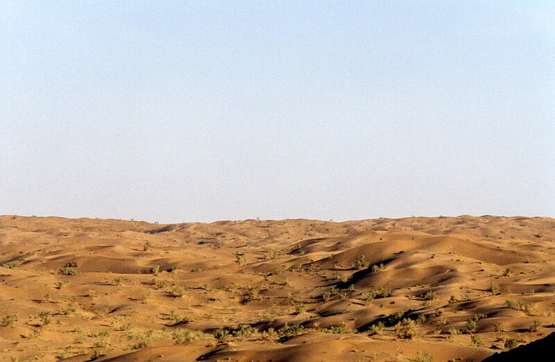 File:Iran - the desert (9247172491).jpg