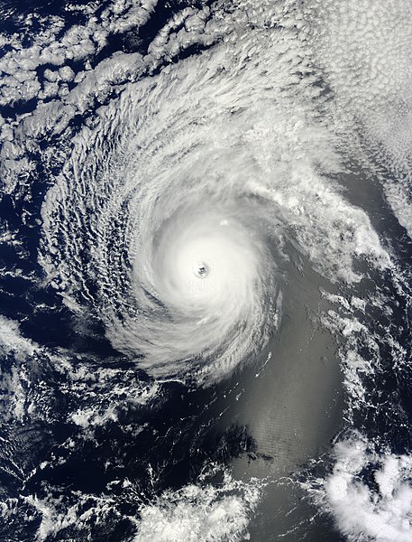 File:Iselle Aug 4 2014 1940z.jpg