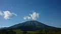 春子谷地湿原付近から望む岩手山