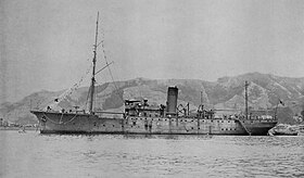 潜水母艦改造後の駒橋 (1918年5月24日、佐世保軍港) [1]。