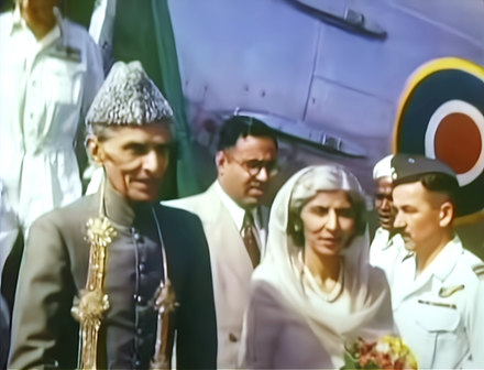 Jinnah's arrival at Lahore to discuss the Kashmir crisis in 1948