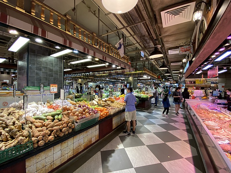 File:Kai Tin Shopping Centre FOODIN interior2 202011.jpg