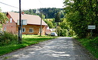 Čeština: Začátek vsi Kochnov v okrese Benešov ve Středočeském kraji. English: Municipal border sign in the village of Kochnov, Benešov District, Central Bohemian Region, Czech Republic.