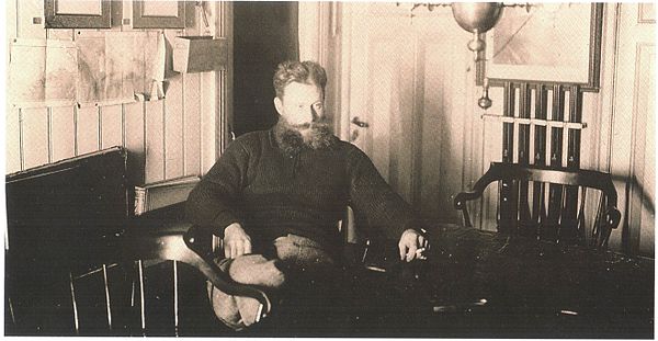 Kolomeitsev in the Zarya in 1900