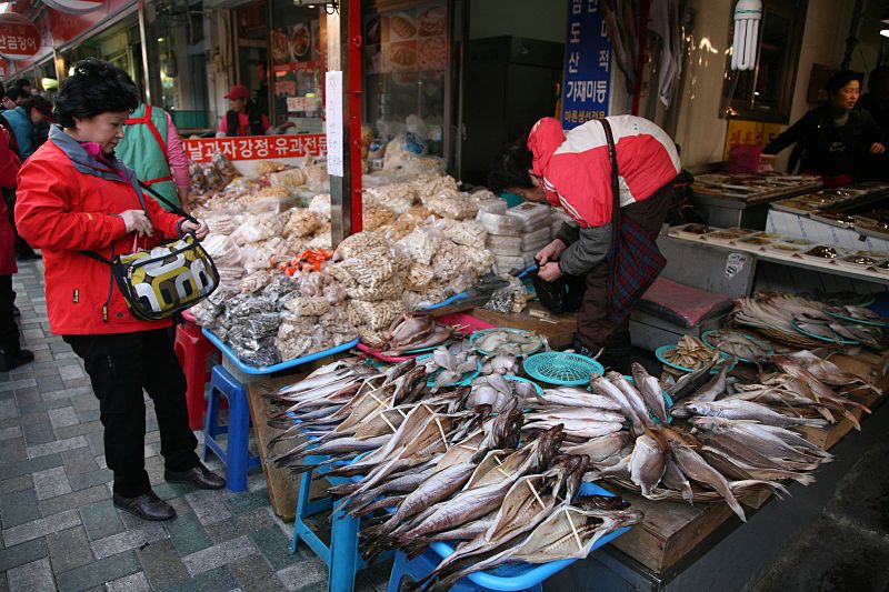 File:Korea-Busan-Haeundae Market-Dried fish-02.jpg