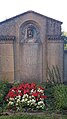 image=https://commons.wikimedia.org/wiki/File:Kriegerdenkmal_neben_der_alten_Kirche_zu_Welschingen.jpg