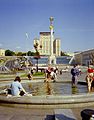 Independence Square (Українська: Майдан Незалежності, Maidan Nezalezhnosti) by day.
