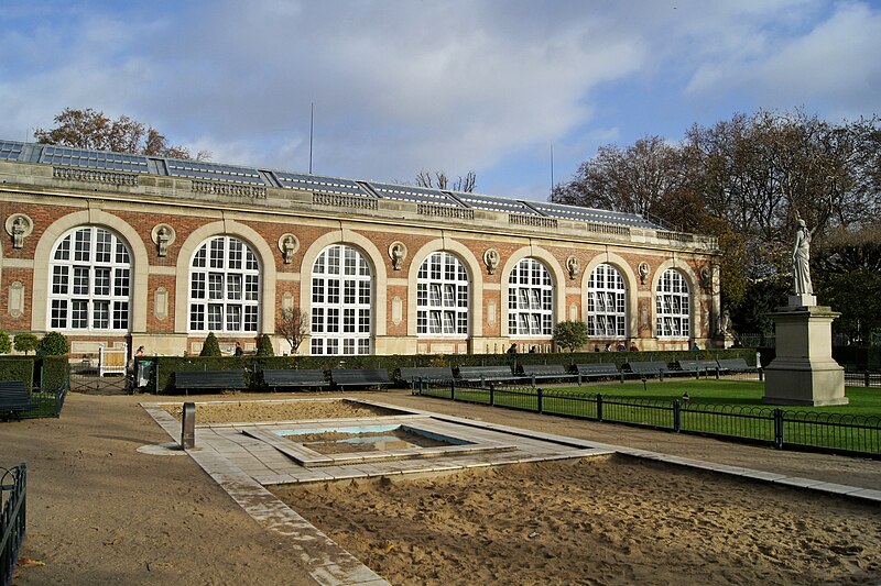 File:L'orangerie du jardin du Luxembourg à Paris.jpg