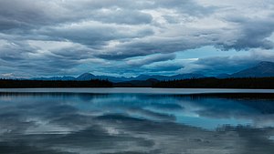 Lago Plateado, Parque nacional y reserva Wrangell-San Elías, Alaska, Estados Unidos, 2017-08-22, DD 134.jpg