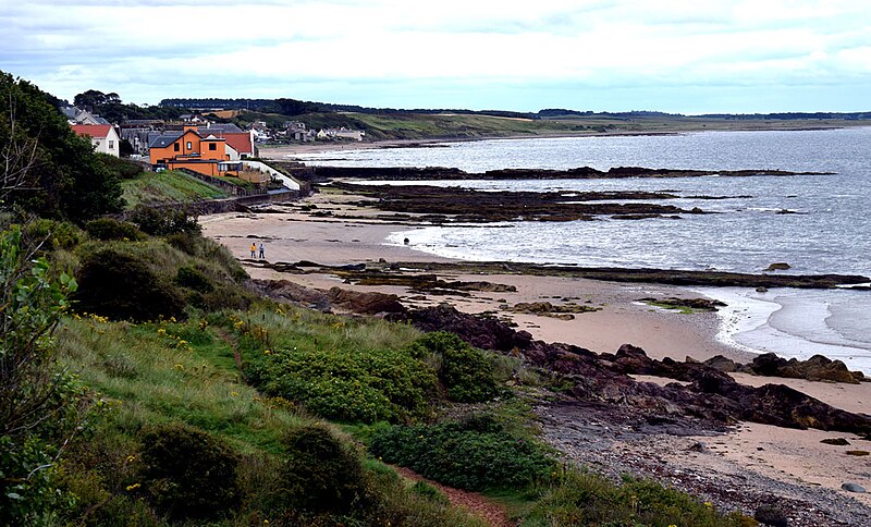 File:Largo Bay, Fife - geograph.org.uk - 5498005.jpg