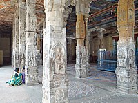 Le temple de Shiva Nataraja (Chidambaram, Inde) (14052227563).jpg