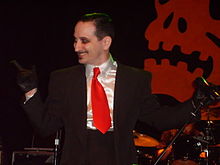 Lee Presson performs in California in 2007.