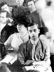 Leo-frank-at-trial.jpg