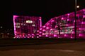 Deutsch: Die Ostansicht des ARS Electronica Center in Linz (Oberösterreich). English: View from the east on the facade of the ARS Electronica Center in Linz (Upper Austria).