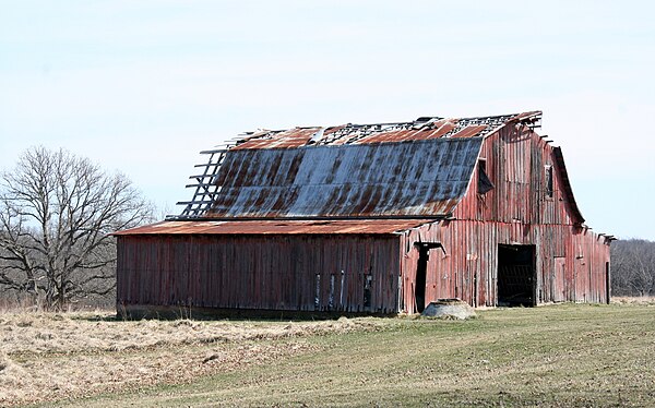 An old barn in rural Lincoln County