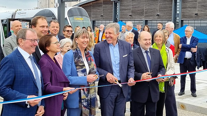 File:Luxembourg, inauguration tram phase 4 (111).jpg