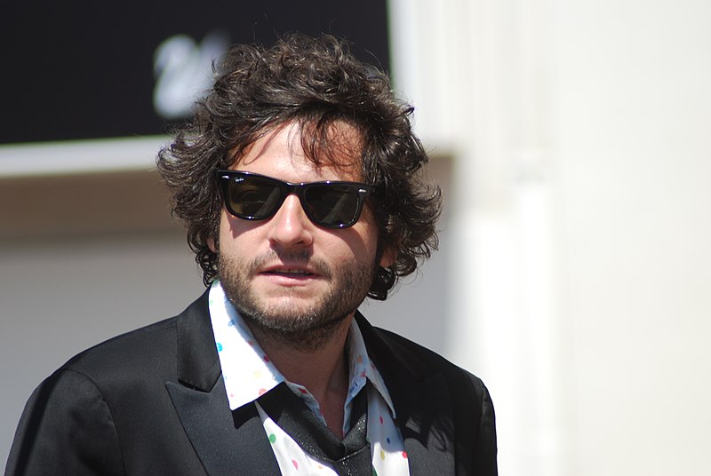 File:Matthieu Chedid Cannes 2010 (19).jpg