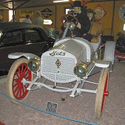 Metz Two Runabout 1909