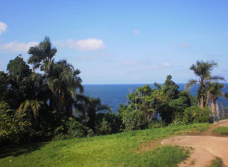 File:Morro do Cristo-Guaratuba-Pr.JPG