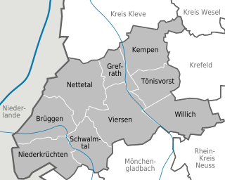Municipalities in VIE.svg