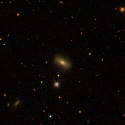 SDSSのデータによるNGC 390の画像