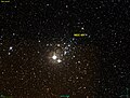 NGC 457. La plus grosse étoile munie d'aigrettes de diffraction est phi Cassiopeiae (phi Cas).