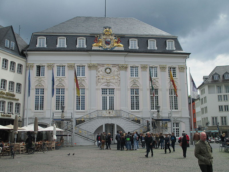 File:Old city hall in Bonn.JPG