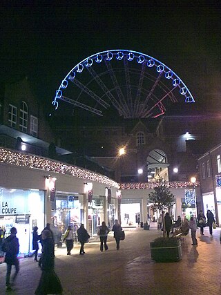 <span class="mw-page-title-main">Orchard Square</span> Shopping mall in South Yorkshire, England