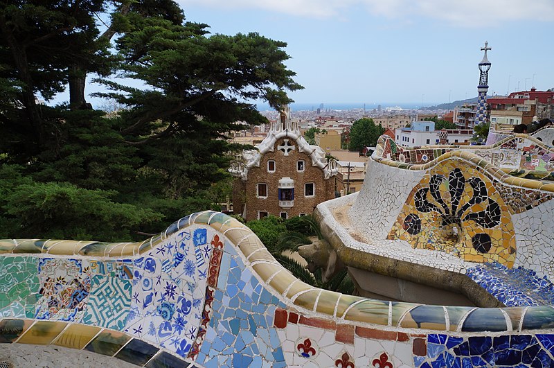 File:Parc Güell - 2 (8751059020).jpg