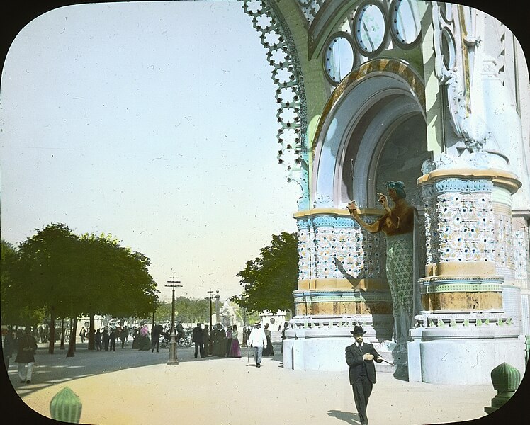 File:Paris Exposition Place de la Concorde, entrance gate, Paris, France, 1900.jpg