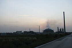 Petrokemian teollisuutta Kutinassa