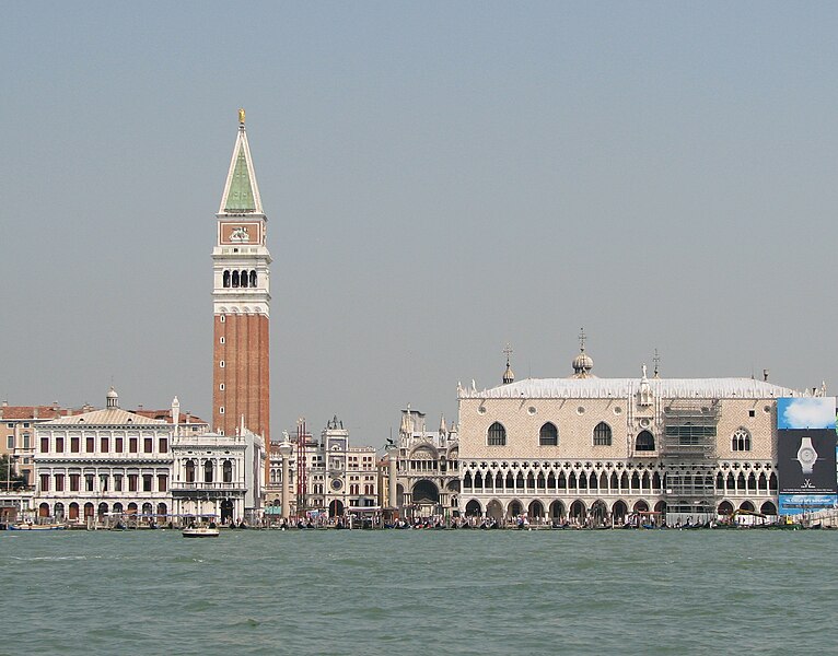 File:Piazza San Marco with campanile and Palazzo Ducale.jpg