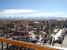 Plaza Franz Tamayo de Pucarani.jpg