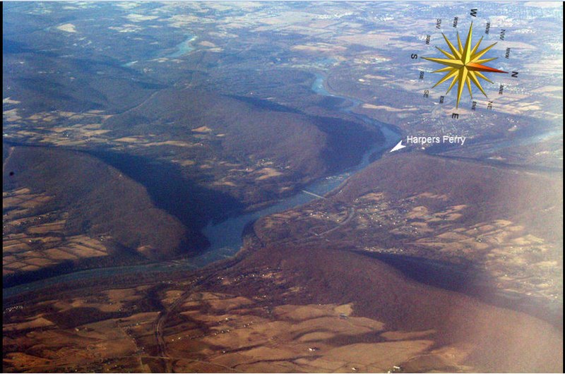 File:Potomac River Water Gaps Harpers Ferry w compass and pointer.jpg