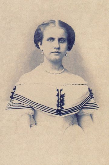 File:Princess leopoldina around 1864.jpg