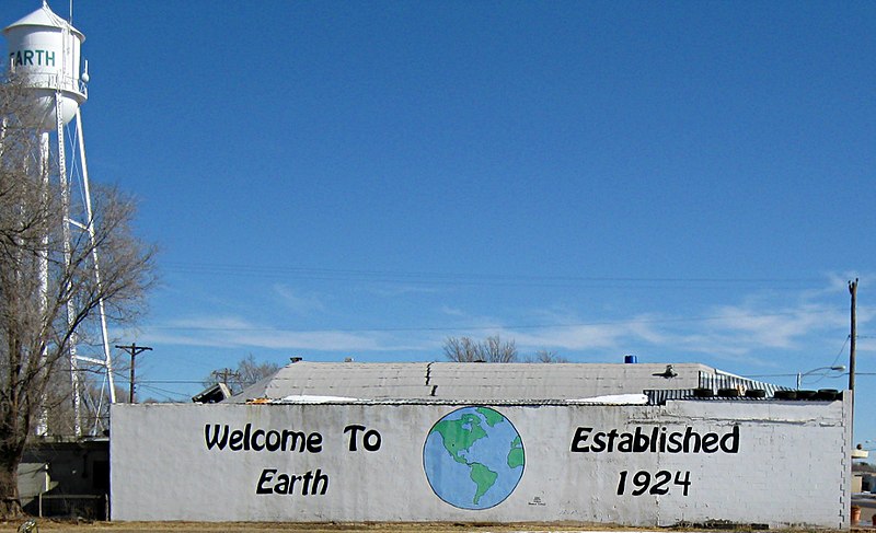 File:REALLY-young-earth creationism in Texas - panoramio.jpg