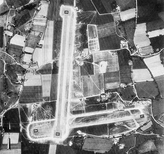 <span class="mw-page-title-main">RAF Bisterne</span> Airport in Bisterne, Hampshire