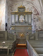 Fil:Rasbokils kyrka int09.jpg