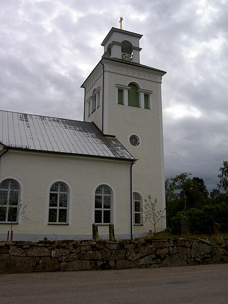 File:Rumskulla kyrka ext3.jpg