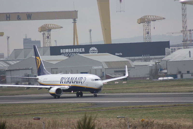 File:Ryanair (EI-EKR), Belfast City Airport, April 2010 (07).JPG